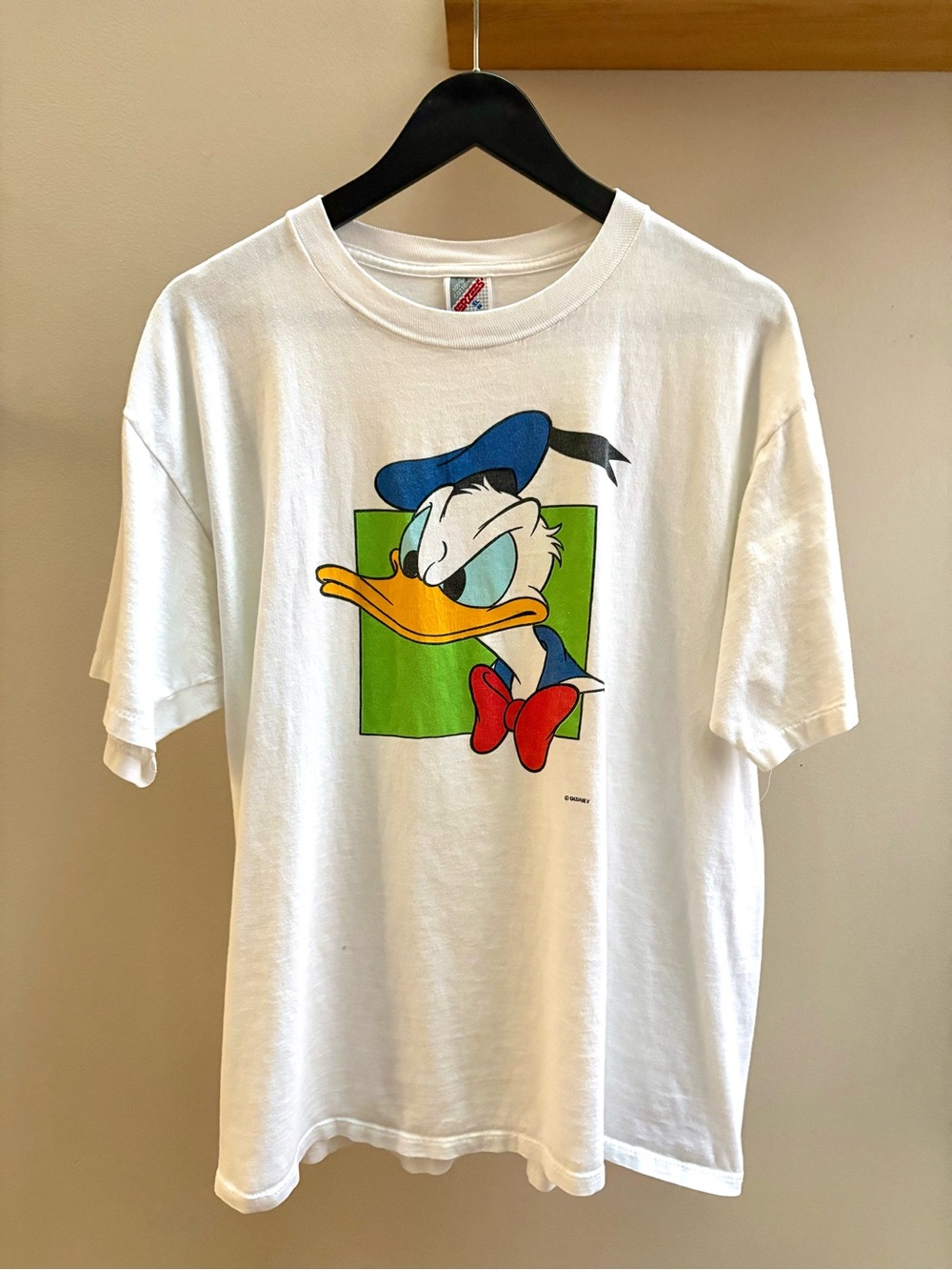Disney’s Donald Duck VTG 90s white pop-art style Jerzees T-shirt L/XL